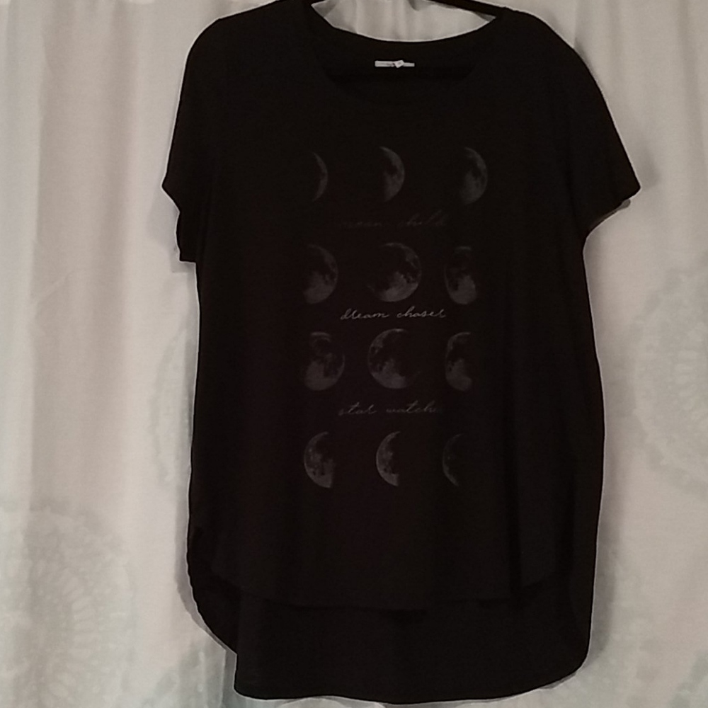 Maurice moon phases tee